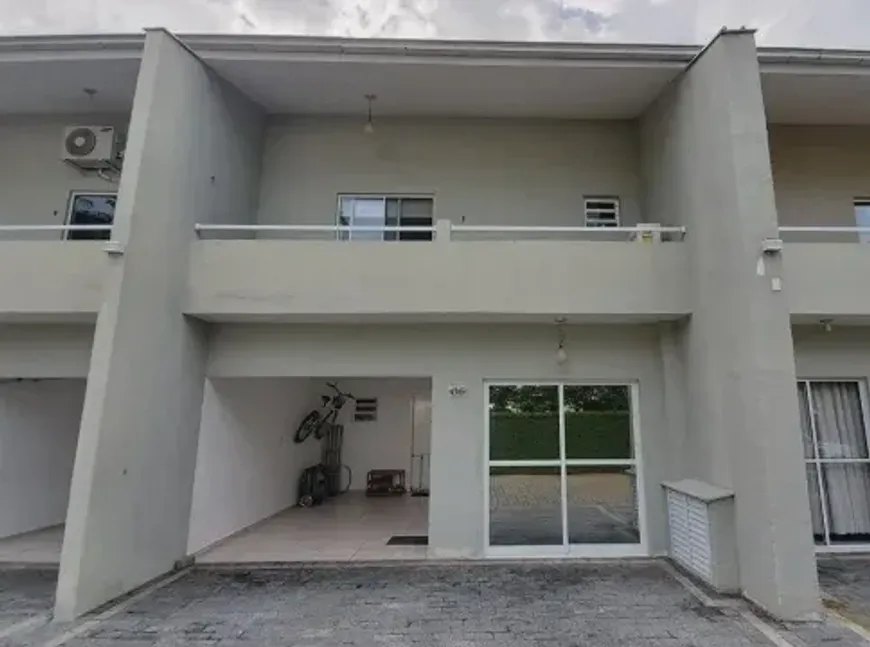 Foto 1 de Sobrado com 3 Quartos à venda, 90m² em Heliópolis, Belo Horizonte