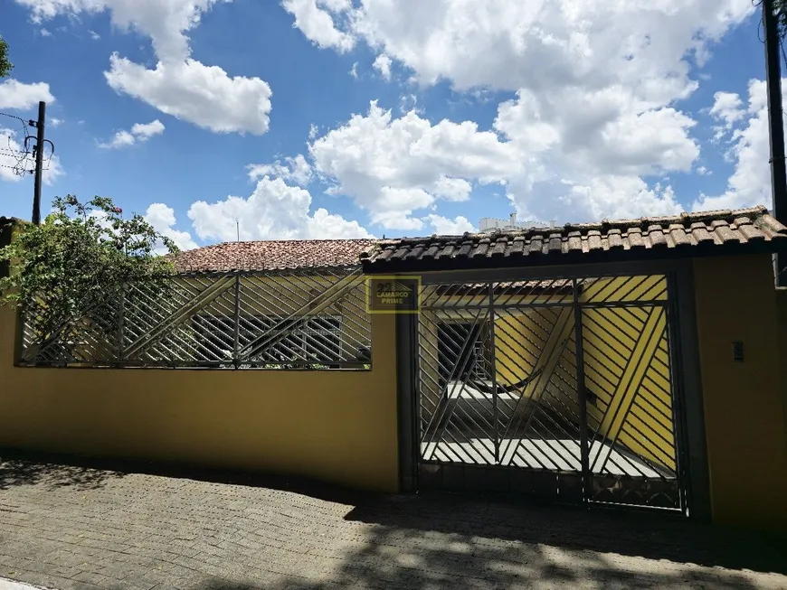 Foto 1 de Casa com 3 Quartos à venda, 200m² em Jardim Germania, São Paulo