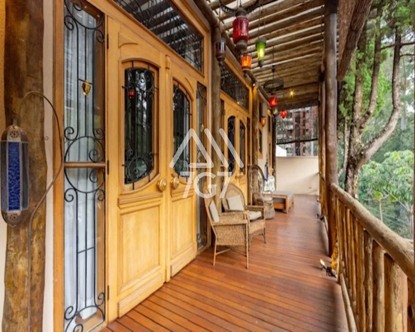 Foto 1 de Casa de Condomínio com 4 Quartos para venda ou aluguel, 364m² em Morumbi, São Paulo