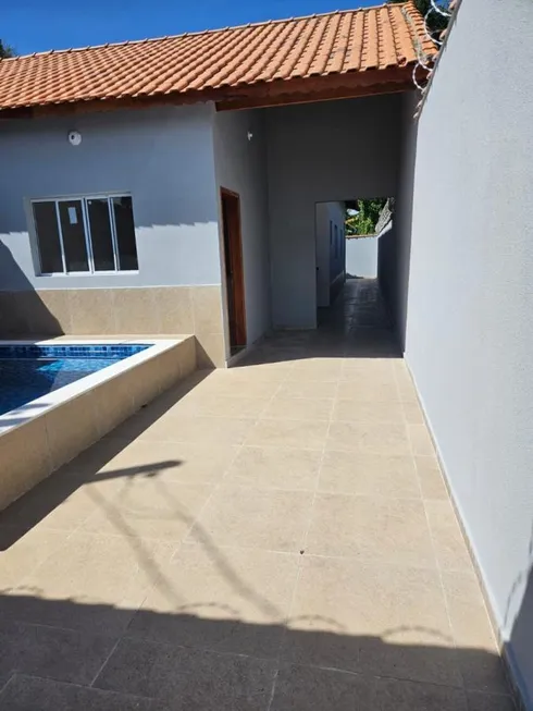 Foto 1 de Casa com 2 Quartos à venda, 78m² em Vila Loty, Itanhaém