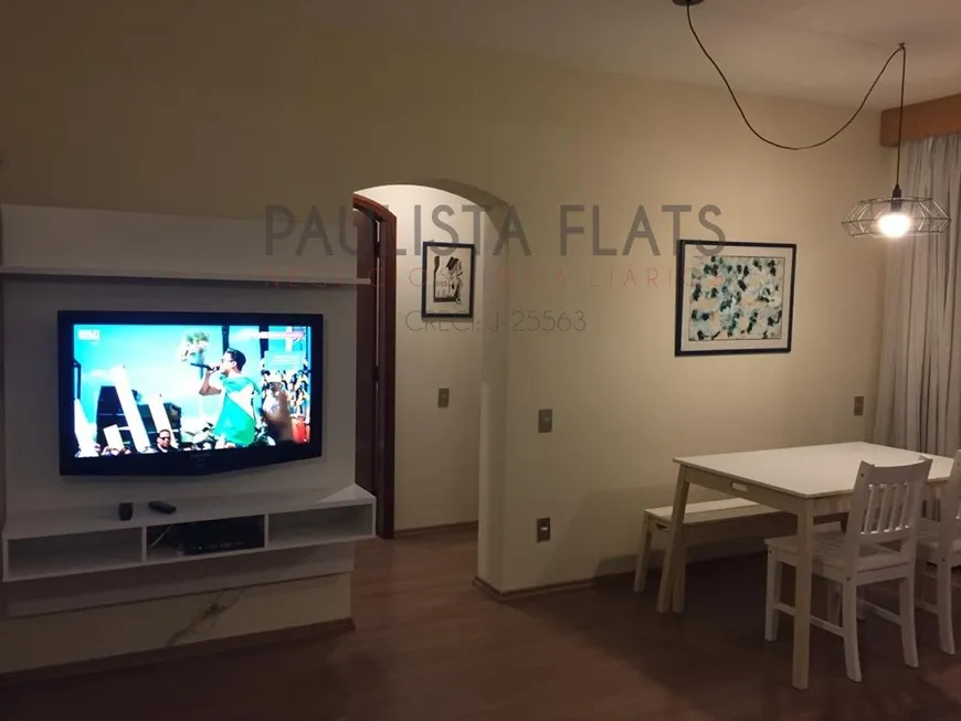 Foto 1 de Flat com 1 Quarto para alugar, 50m² em Vila Uberabinha, São Paulo