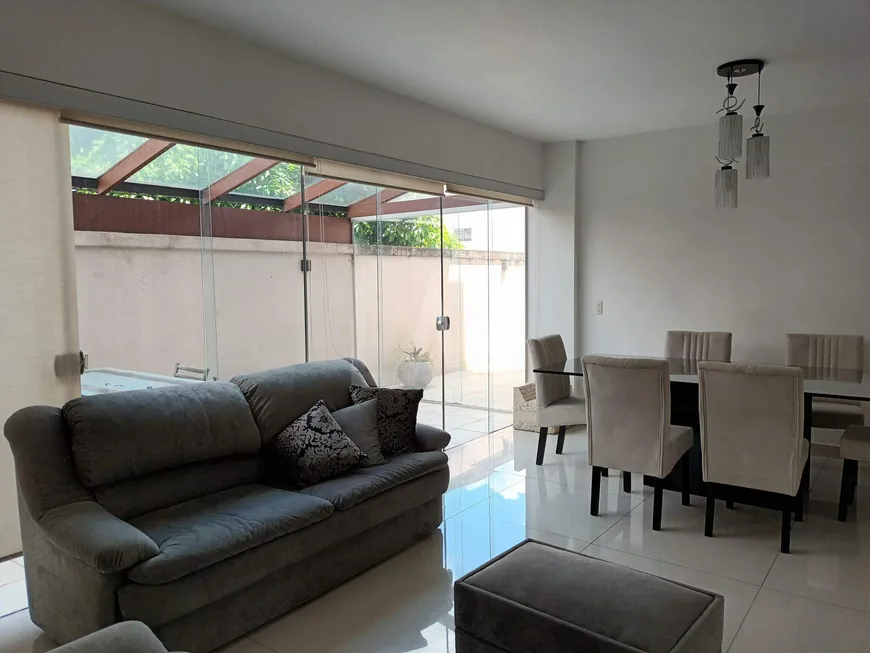 Foto 1 de Apartamento com 3 Quartos à venda, 128m² em Nova Suíssa, Belo Horizonte