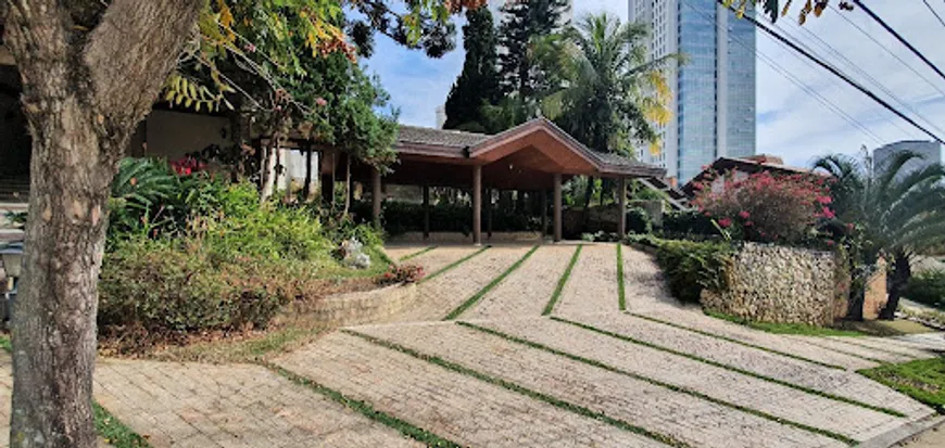 Foto 1 de Casa de Condomínio com 4 Quartos para venda ou aluguel, 350m² em Jardim das Colinas, São José dos Campos