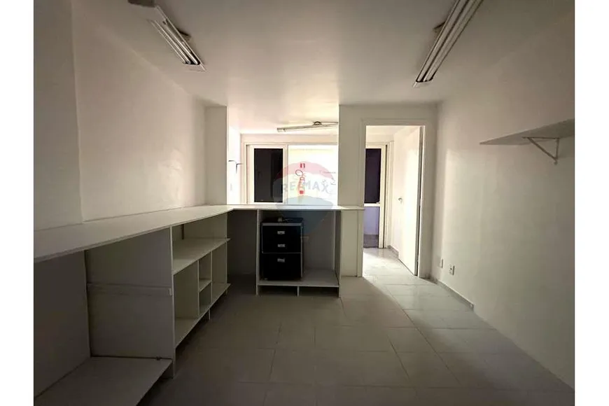 Foto 1 de Ponto Comercial para alugar, 24m² em Asa Norte, Brasília