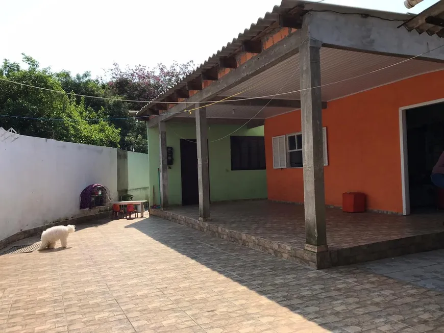 Foto 1 de Casa com 1 Quarto à venda, 70m² em Cavalhada, Porto Alegre