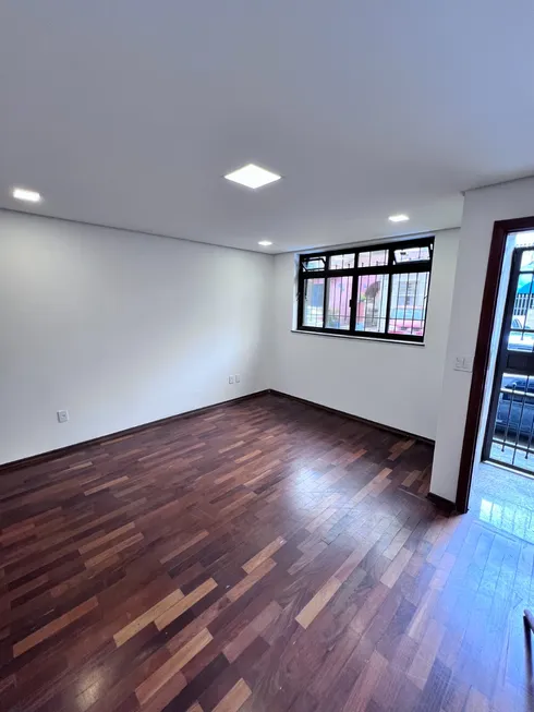 Foto 1 de Casa com 3 Quartos à venda, 140m² em Alto da Mooca, São Paulo