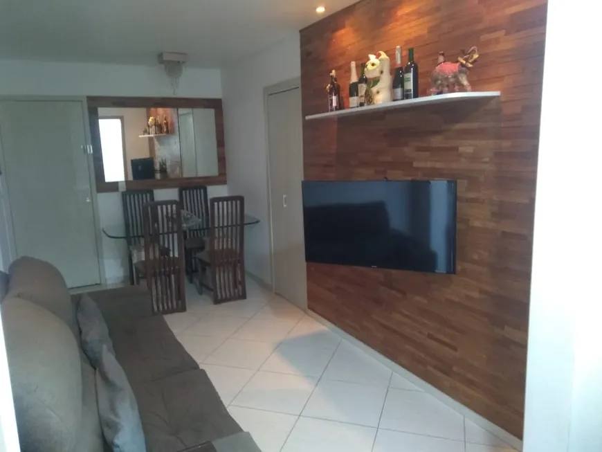 Foto 1 de Apartamento com 2 Quartos à venda, 52m² em Parque Ipê, São Paulo