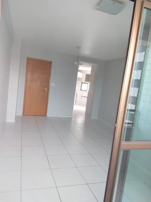 Foto 1 de Apartamento com 3 Quartos à venda, 80m² em Casa Amarela, Recife