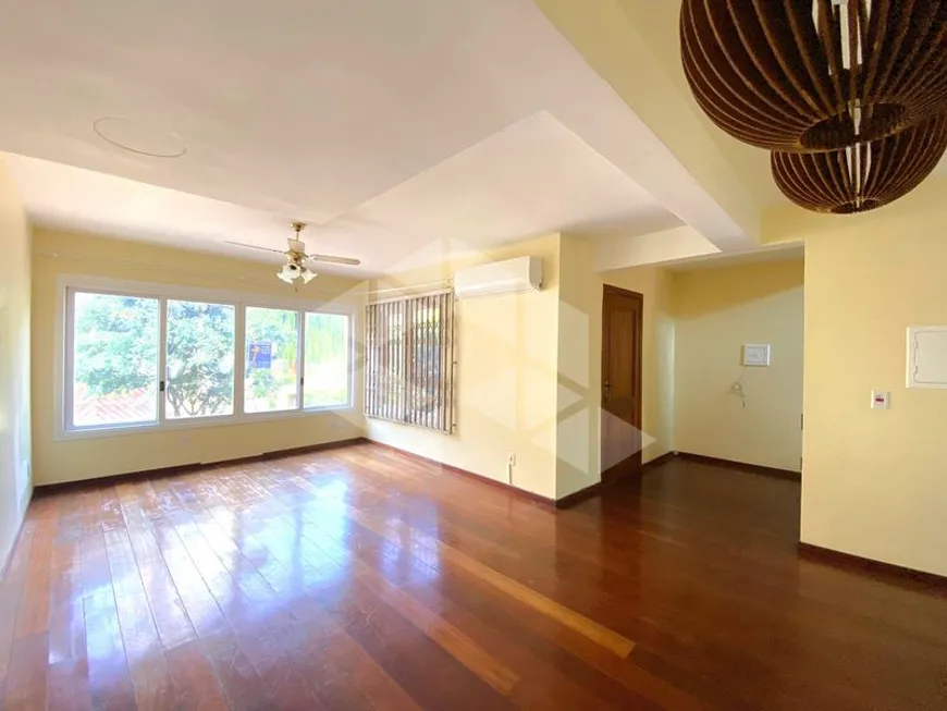 Foto 1 de Casa de Condomínio com 4 Quartos para alugar, 222m² em Boa Vista, Porto Alegre
