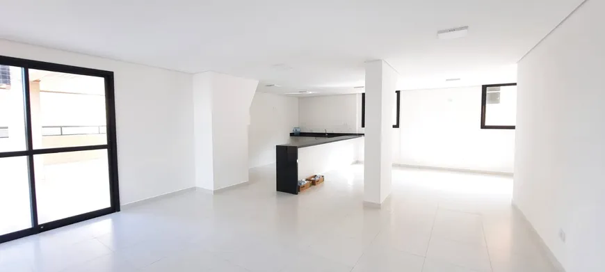 Foto 1 de Apartamento com 2 Quartos à venda, 77m² em Canto do Forte, Praia Grande