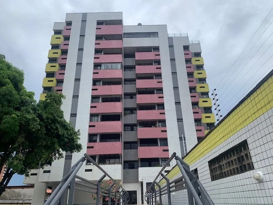 Foto 1 de Apartamento com 2 Quartos para alugar, 124m² em Dionísio Torres, Fortaleza