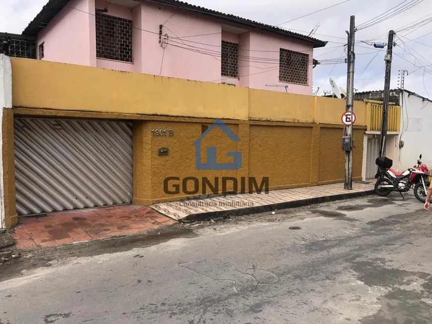 Foto 1 de Casa com 3 Quartos à venda, 154m² em Montese, Fortaleza