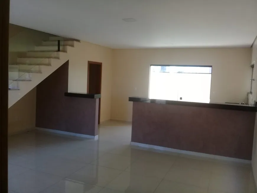 Foto 1 de Casa de Condomínio com 3 Quartos à venda, 130m² em Morada do Vale, Taubaté