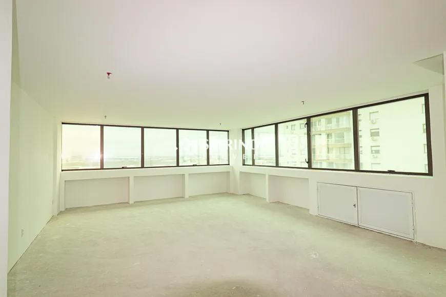 Foto 1 de Sala Comercial para alugar, 55m² em Santa Maria Goretti, Porto Alegre