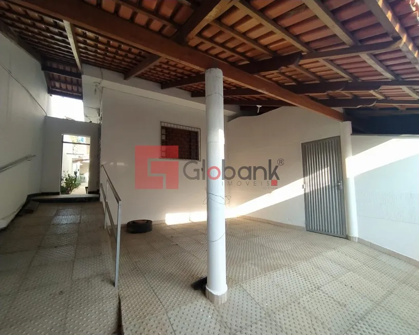 Foto 1 de Casa com 4 Quartos à venda, 348m² em São José, Montes Claros