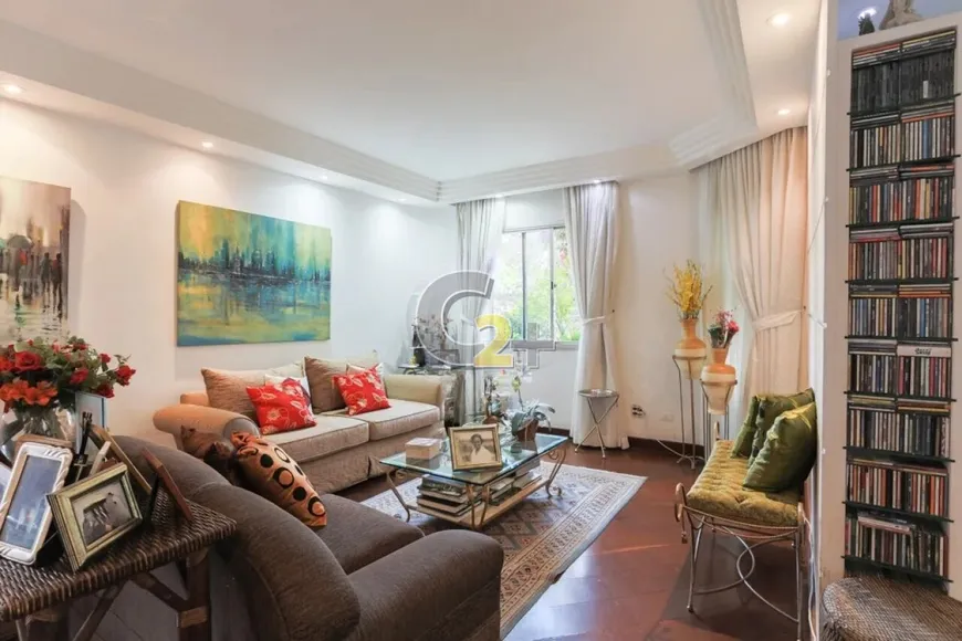 Foto 1 de Apartamento com 3 Quartos à venda, 172m² em Pacaembu, São Paulo