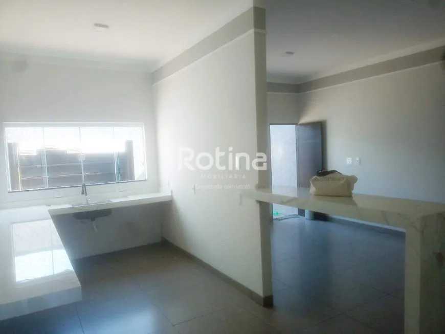 Foto 1 de Casa com 3 Quartos à venda, 92m² em Jardim Inconfidência, Uberlândia