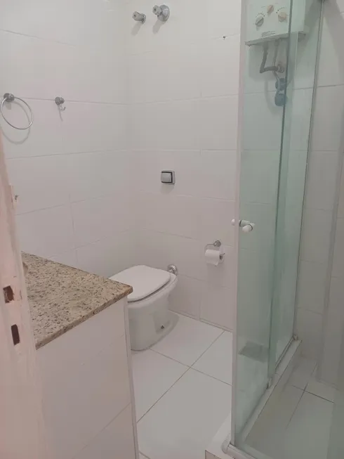 Foto 1 de Apartamento com 2 Quartos para alugar, 70m² em Copacabana, Rio de Janeiro