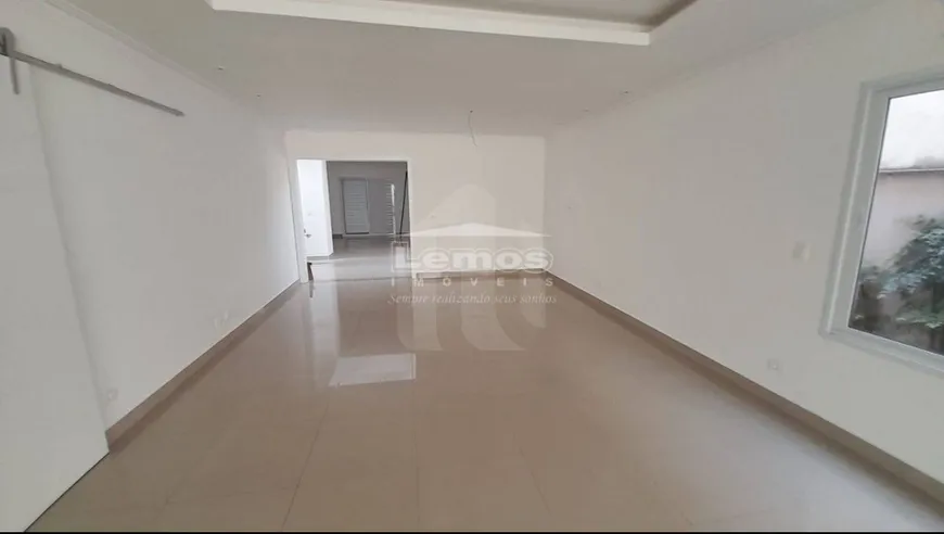 Foto 1 de Casa com 4 Quartos à venda, 190m² em City Bussocaba, Osasco