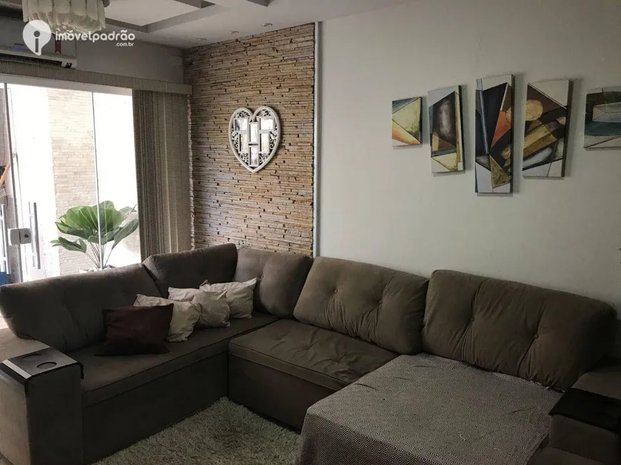 Foto 1 de Casa com 2 Quartos à venda, 96m² em Danon, Nova Iguaçu