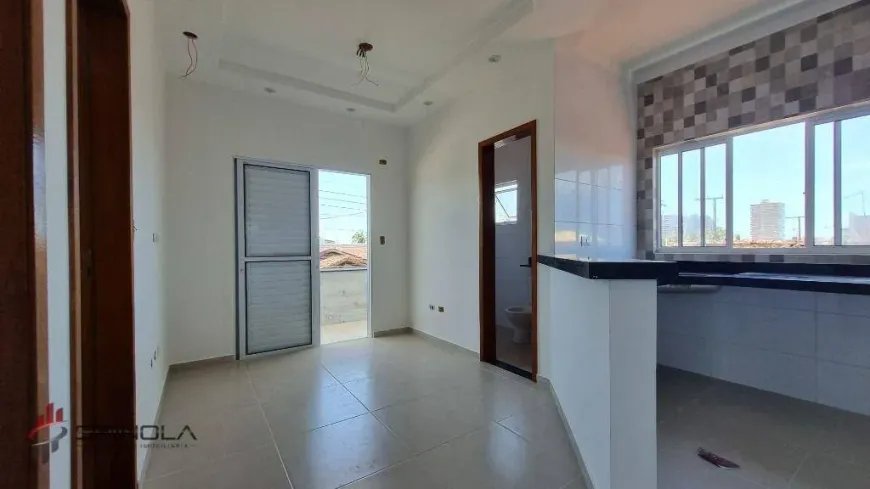 Foto 1 de Casa de Condomínio com 2 Quartos à venda, 54m² em Vila Caicara, Praia Grande