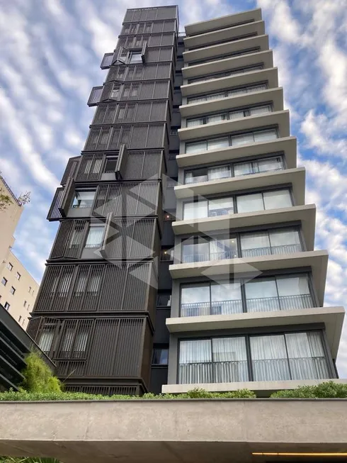 Foto 1 de Apartamento com 1 Quarto para alugar, 26m² em Auxiliadora, Porto Alegre
