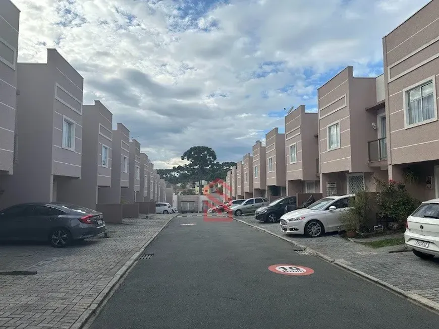 Foto 1 de Sobrado com 3 Quartos à venda, 106m² em Santa Cândida, Curitiba