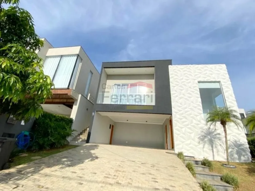Foto 1 de Casa de Condomínio com 4 Quartos à venda, 300m² em Santa Helena, Bragança Paulista
