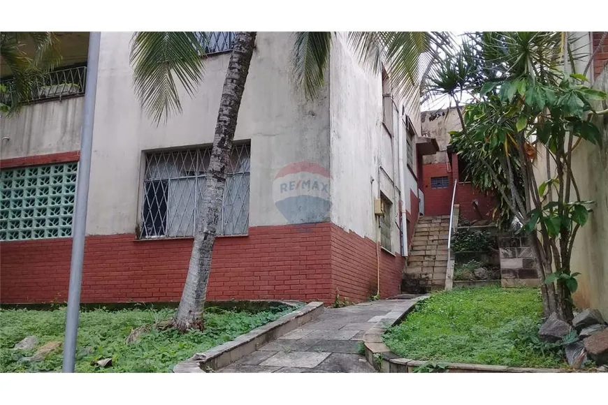 Foto 1 de Casa com 4 Quartos à venda, 600m² em Jardim Guanabara, Rio de Janeiro