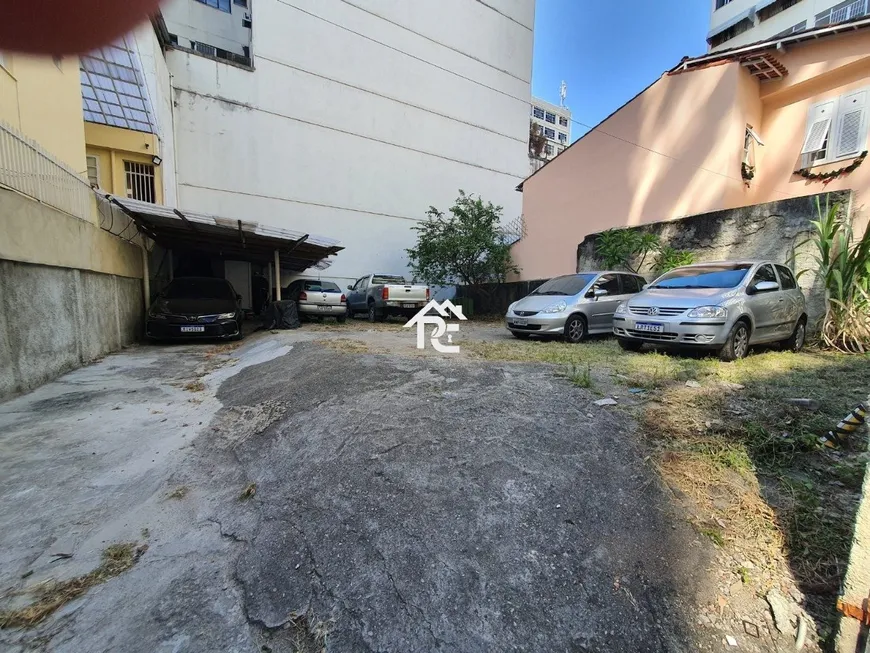 Foto 1 de Lote/Terreno à venda, 214m² em Icaraí, Niterói