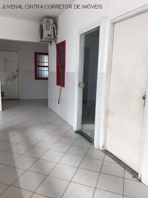 Foto 1 de Sala Comercial para alugar, 16m² em Itapuã, Salvador