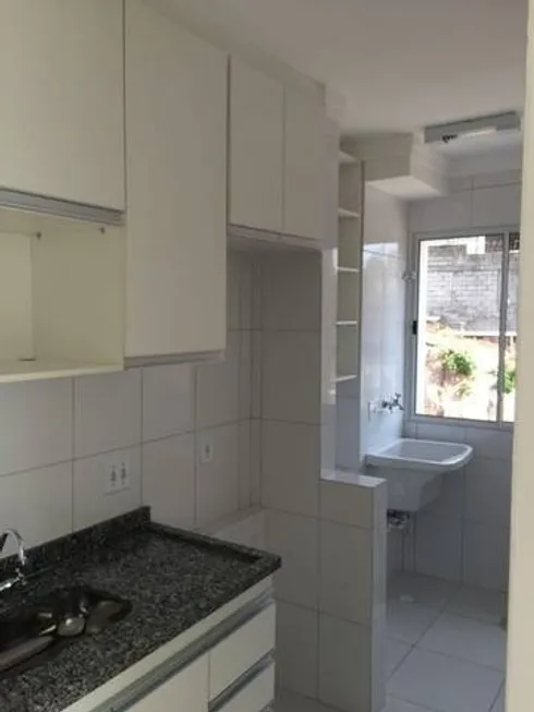Foto 1 de Apartamento com 3 Quartos à venda, 50m² em Jardim Marilu, Carapicuíba
