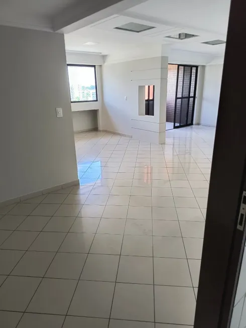 Foto 1 de Apartamento com 3 Quartos à venda, 130m² em Miramar, João Pessoa