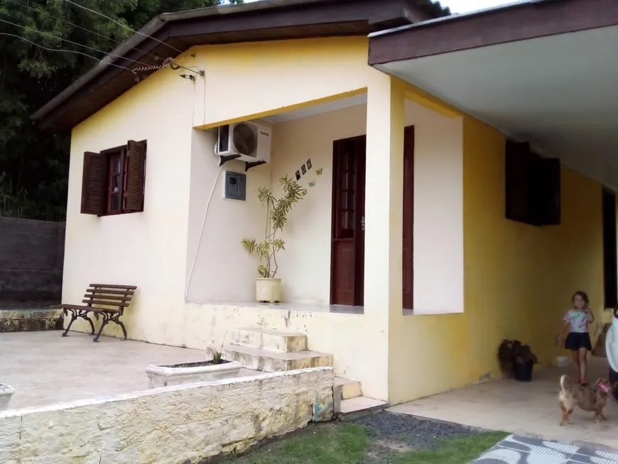 Foto 1 de Casa com 2 Quartos à venda, 67m² em Querência, Viamão