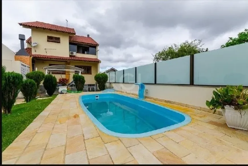 Foto 1 de Casa com 3 Quartos à venda, 262m² em Sarandi, Porto Alegre