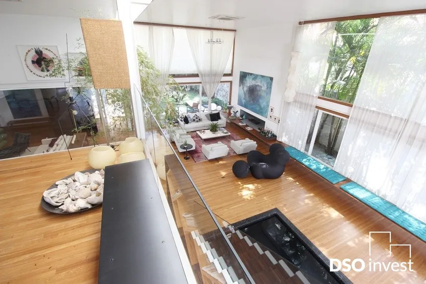 Foto 1 de Casa com 4 Quartos à venda, 750m² em Chácara Monte Alegre, São Paulo