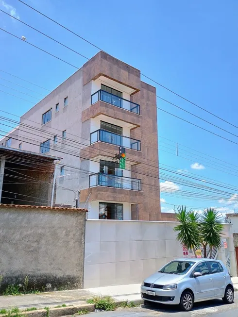 Foto 1 de Apartamento com 3 Quartos à venda, 68m² em Rio Branco, Belo Horizonte