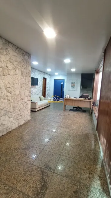 Foto 1 de Apartamento com 3 Quartos à venda, 134m² em Centro, Pelotas