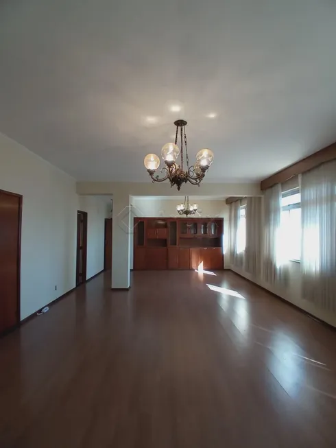 Foto 1 de Apartamento com 3 Quartos à venda, 180m² em Centro, Americana