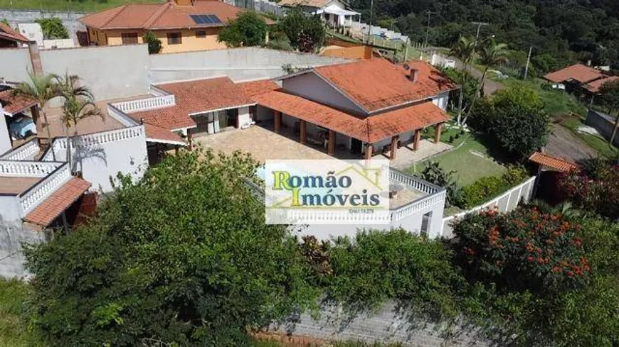 Foto 1 de Fazenda/Sítio com 3 Quartos à venda, 476m² em Vale do Rio Cachoeira, Piracaia