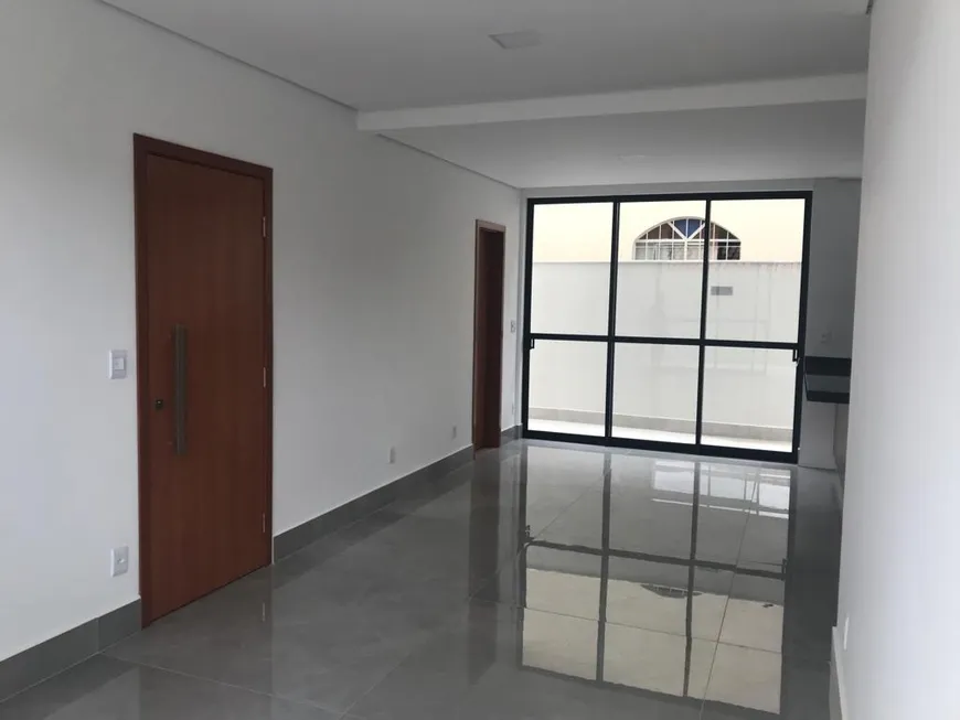 Foto 1 de Apartamento com 3 Quartos à venda, 87m² em Planalto, Belo Horizonte