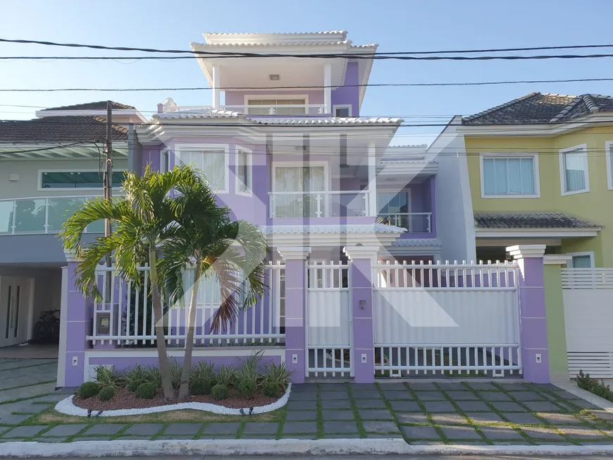 Foto 1 de Casa de Condomínio com 4 Quartos à venda, 287m² em Campo Grande, Rio de Janeiro