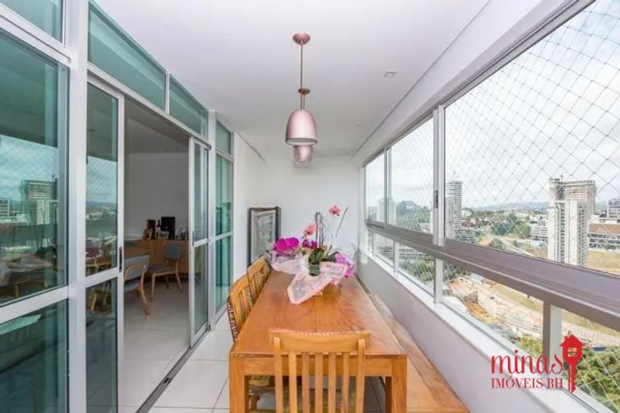 Foto 1 de Apartamento com 3 Quartos à venda, 125m² em Vila da Serra, Nova Lima