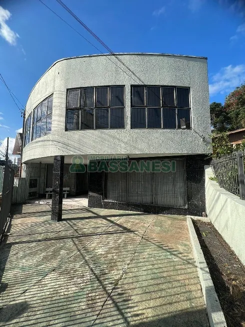 Foto 1 de Galpão/Depósito/Armazém para alugar, 276m² em Bela Vista, Caxias do Sul