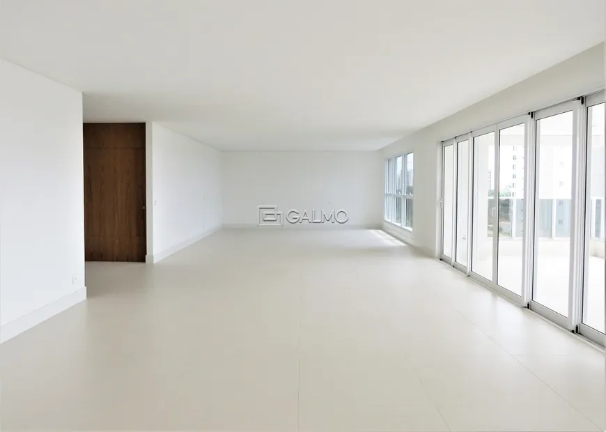 Foto 1 de Apartamento com 4 Quartos à venda, 419m² em Bela Suica, Londrina