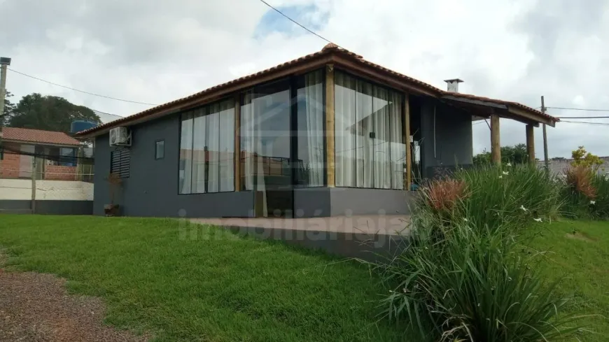 Foto 1 de Fazenda/Sítio com 4 Quartos à venda, 210m² em , Itaju