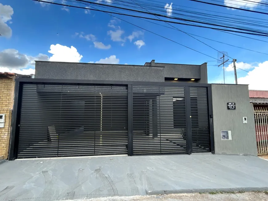 Foto 1 de Casa com 3 Quartos à venda, 250m² em Ceilândia, Brasília