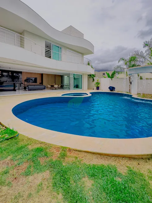 Foto 1 de Casa de Condomínio com 4 Quartos à venda, 915m² em Ribeirão do Lipa, Cuiabá