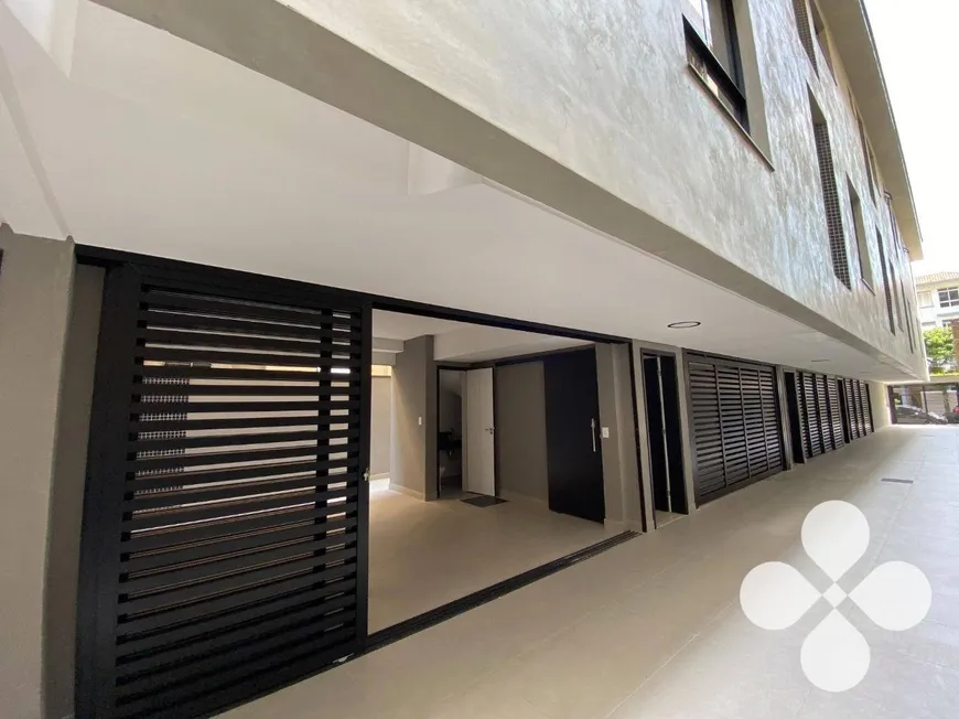 Foto 1 de Casa de Condomínio com 2 Quartos à venda, 89m² em Boqueirão, Santos