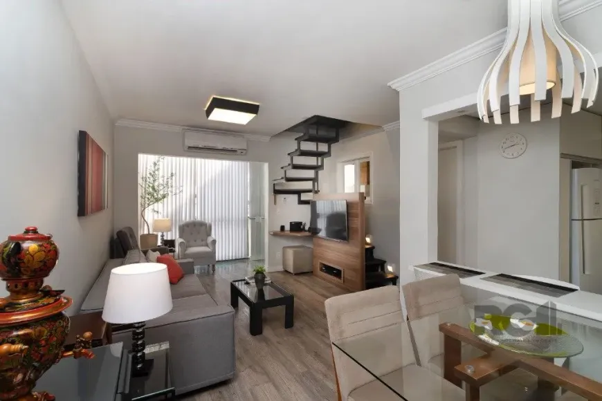 Foto 1 de Apartamento com 2 Quartos à venda, 74m² em Mont' Serrat, Porto Alegre